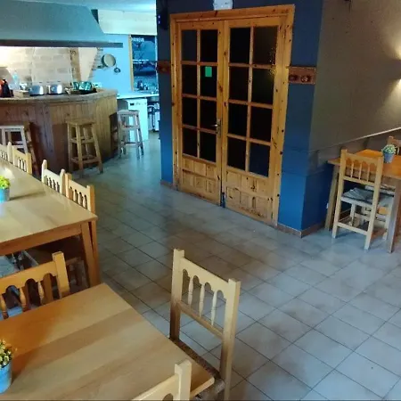 Casa Pirineus & Deportes De Aventura *